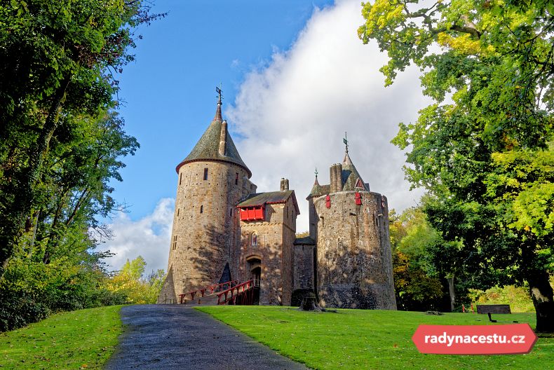 Hrad Castell Coch v Tongwynlais