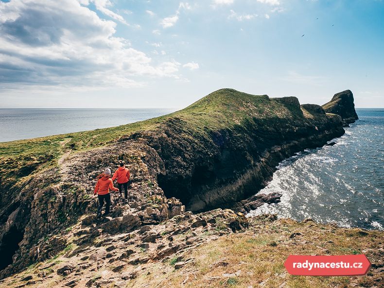 Červí hlava (Worm's Head) u městečka Rhossili