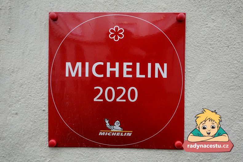 Cedulka s jednou hvězdou Michelin 